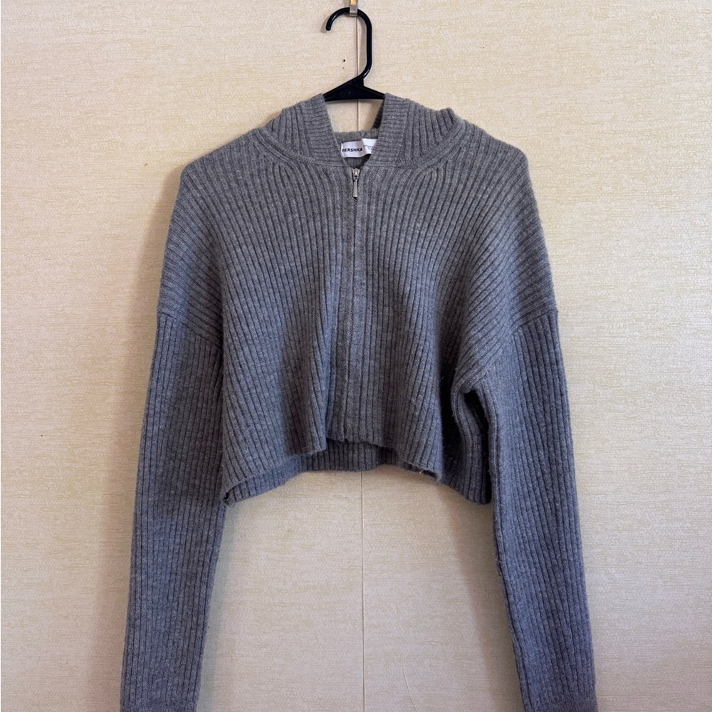 Bershka Cropped Ribbed Zip-Up Hoodie - Gray